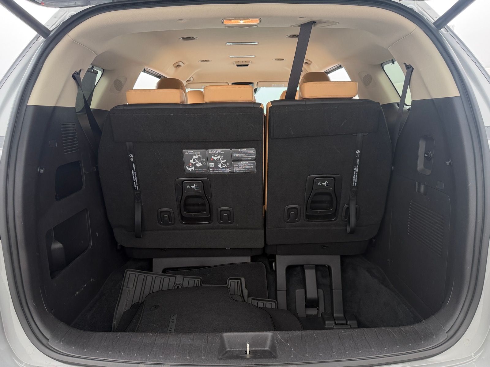 Thumbnail: 2024 Kia Carnival - 6
