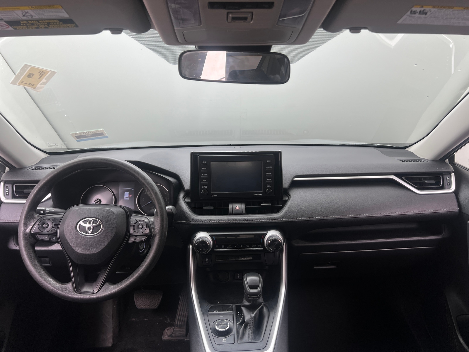 Thumbnail: 2022 Toyota RAV4 - 3