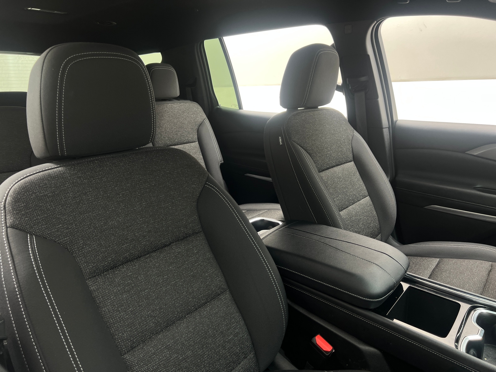 Thumbnail: 2025 Chevrolet Traverse - 2