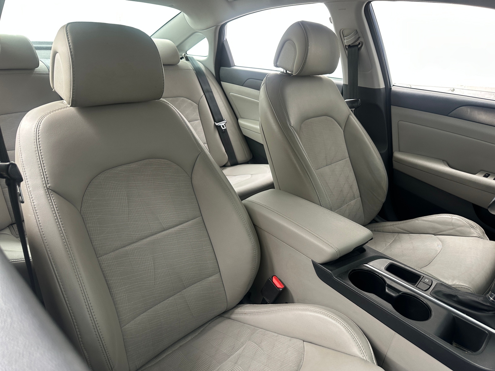 Thumbnail: 2015 Hyundai Sonata - 2