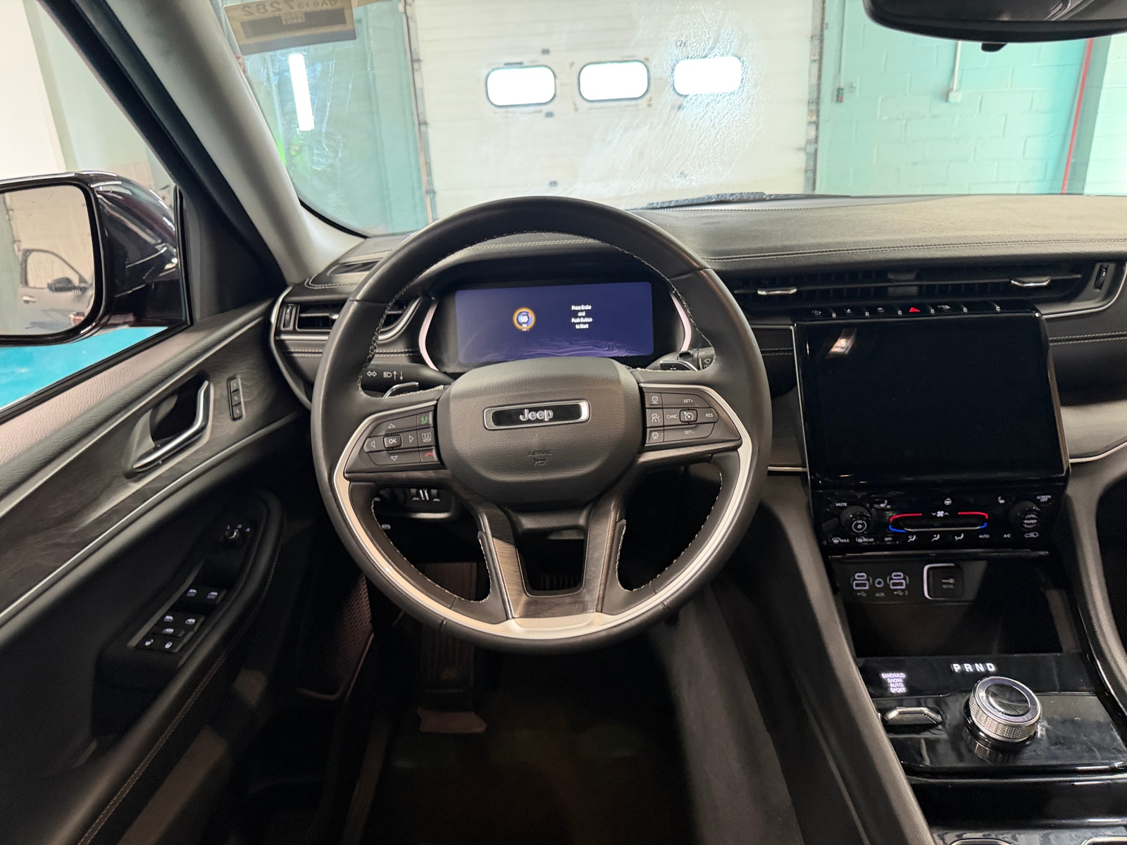 Thumbnail: 2023 Jeep Grand Cherokee - 4