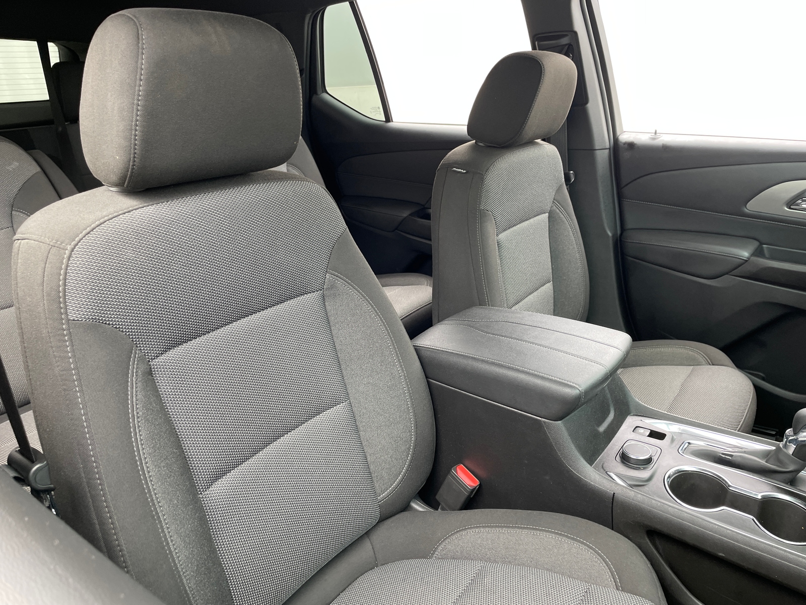 Thumbnail: 2023 Chevrolet Traverse - 2