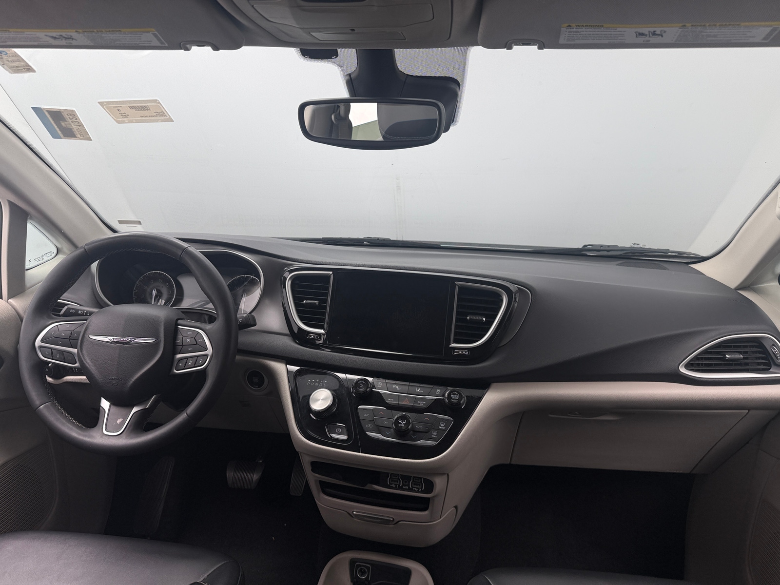 Thumbnail: 2024 Chrysler Pacifica - 2