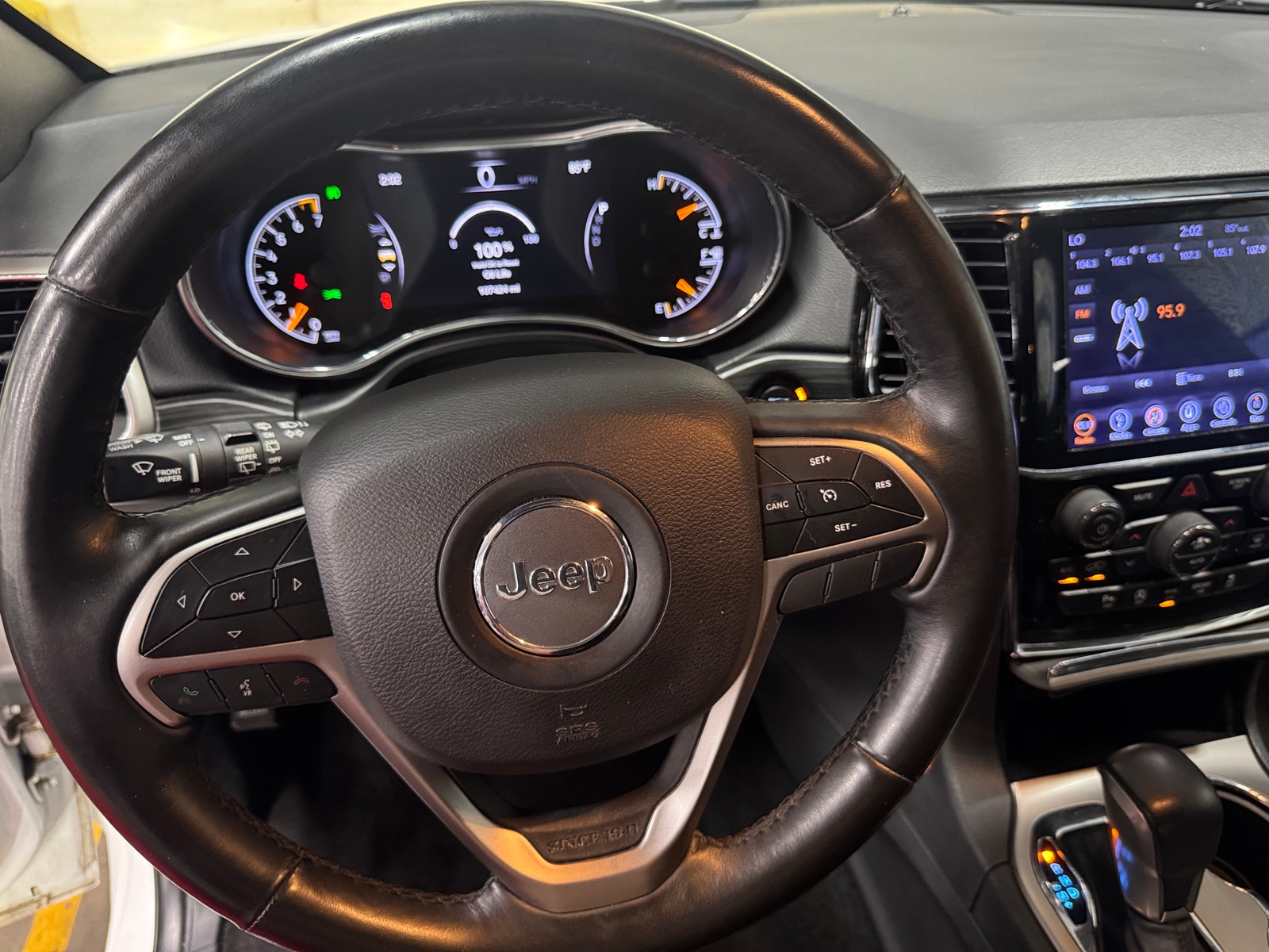 Thumbnail: 2019 Jeep Grand Cherokee - 4