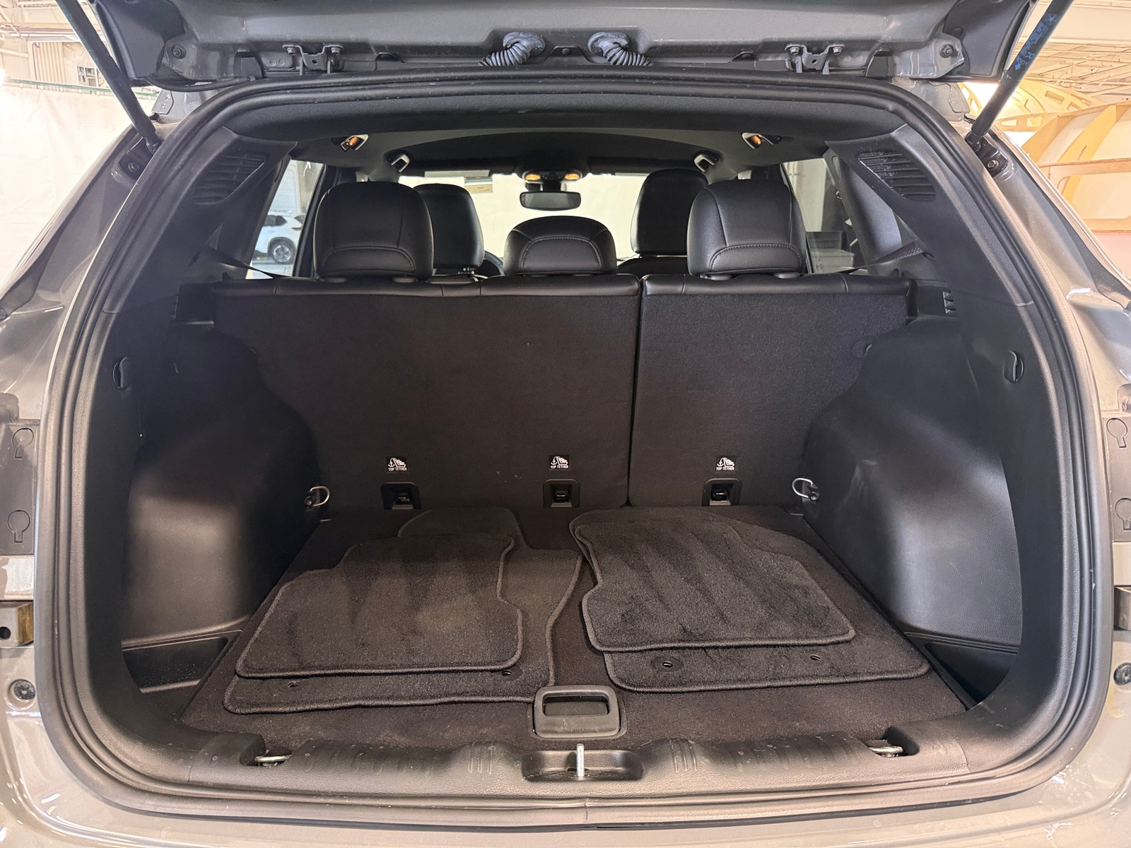 Thumbnail: 2023 Jeep Compass - 7