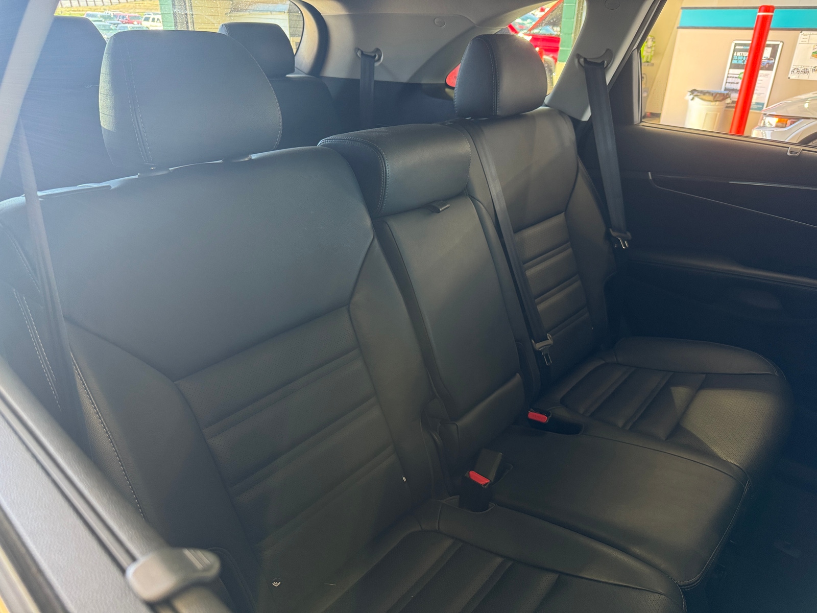 Thumbnail: 2017 Kia Sorento - 5