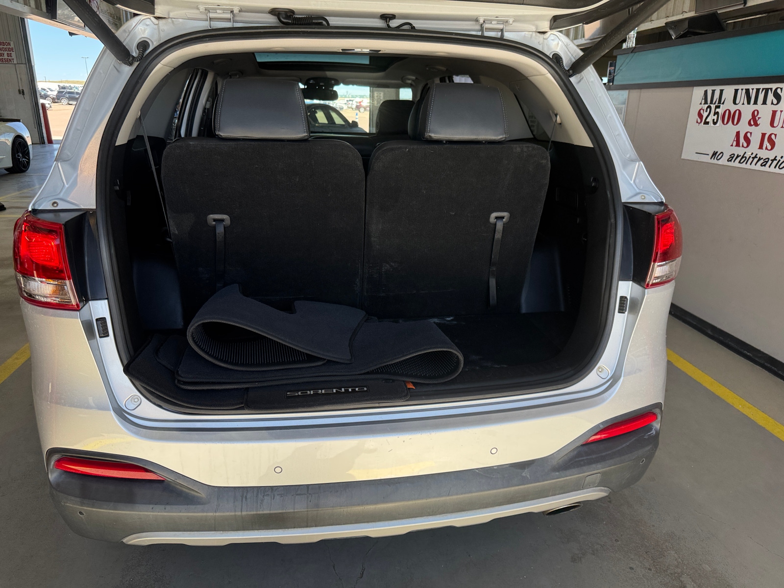 Thumbnail: 2017 Kia Sorento - 6