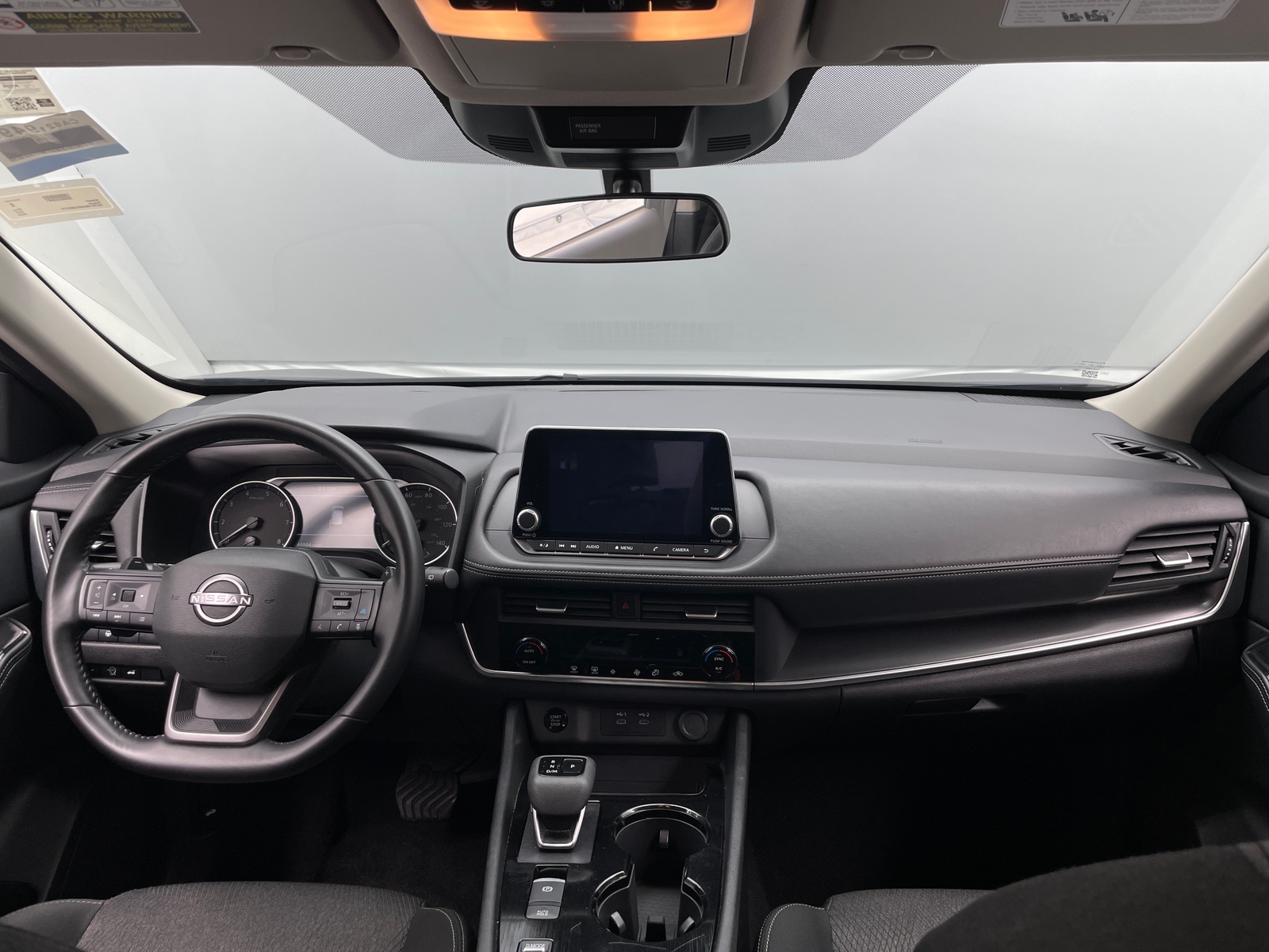 Thumbnail: 2025 Nissan Rogue - 3