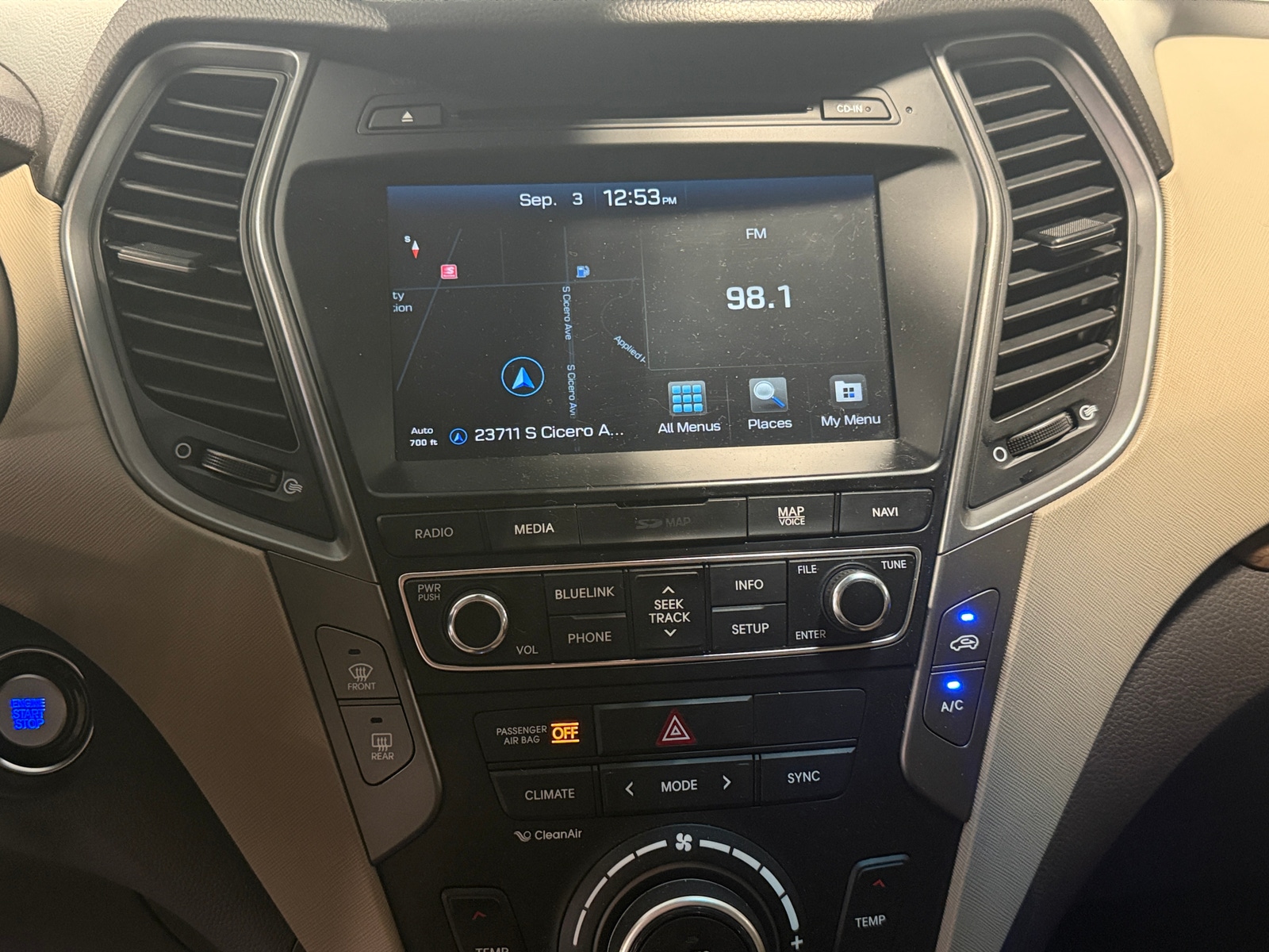 Thumbnail: 2018 Hyundai Santa Fe - 3