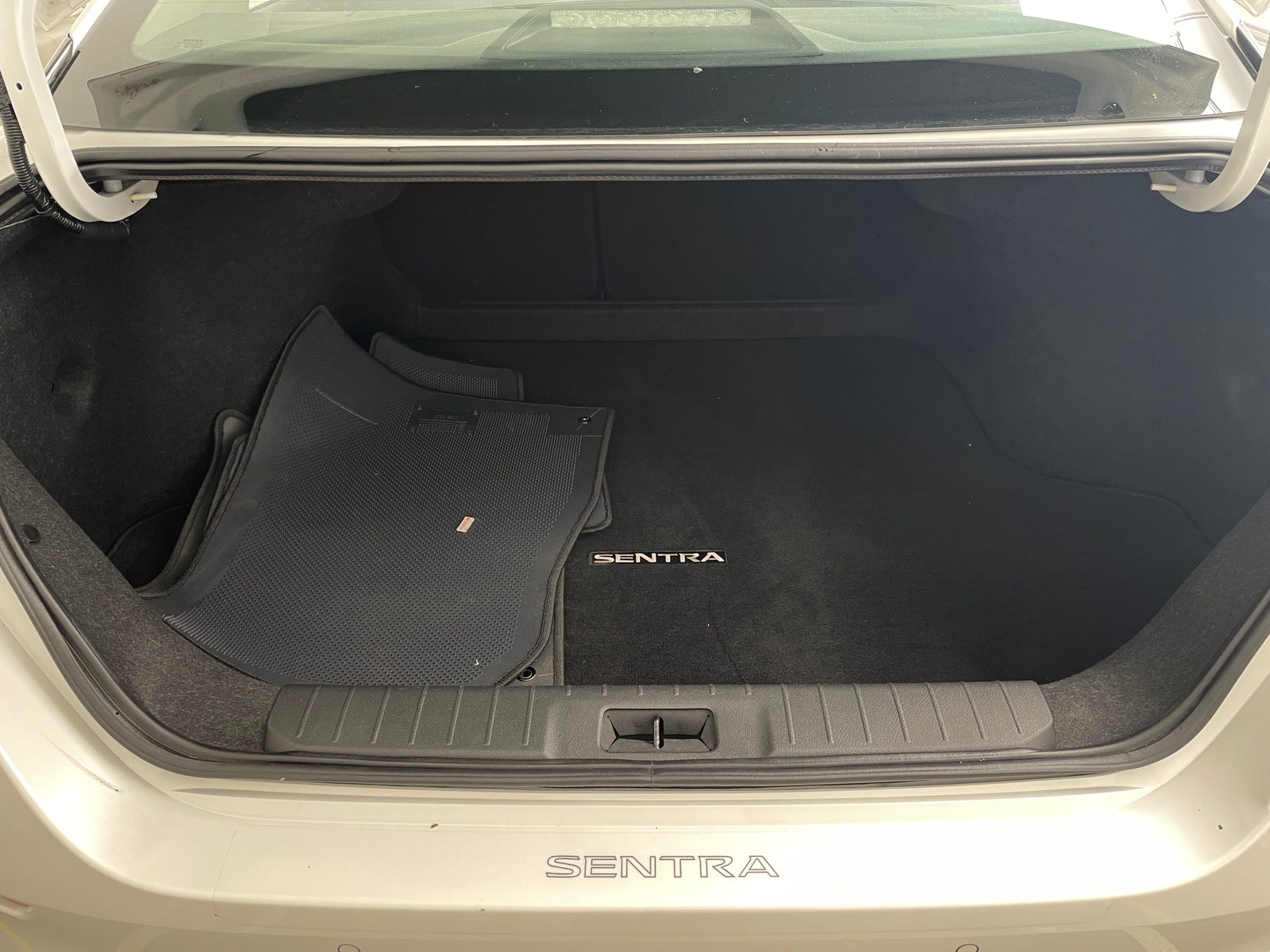 Thumbnail: 2023 Nissan Sentra - 7