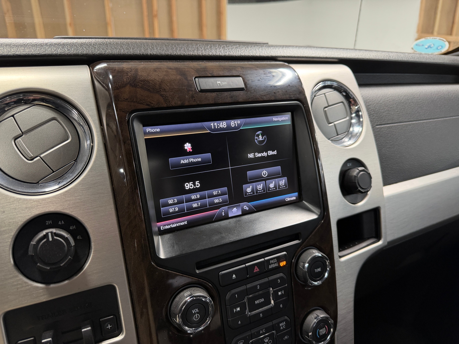 Thumbnail: 2013 Ford Econoline - 3