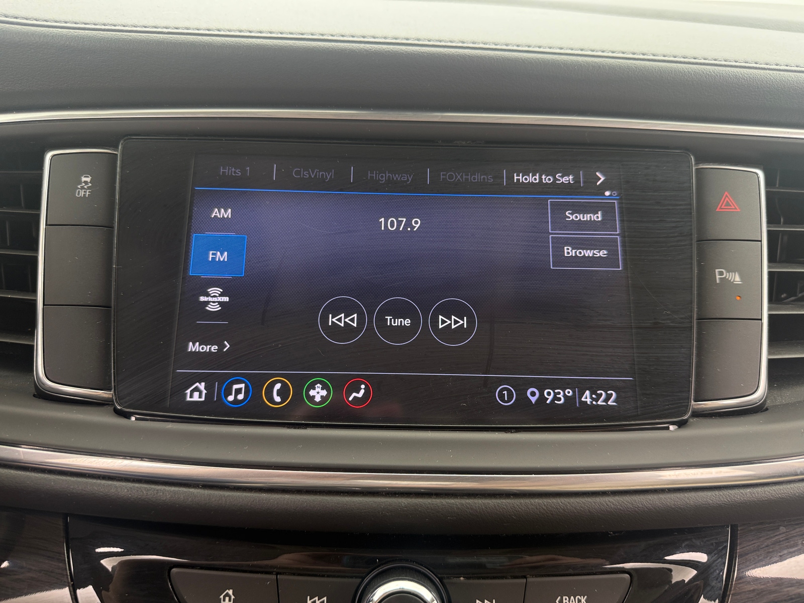 Thumbnail: 2020 Buick Enclave - 3