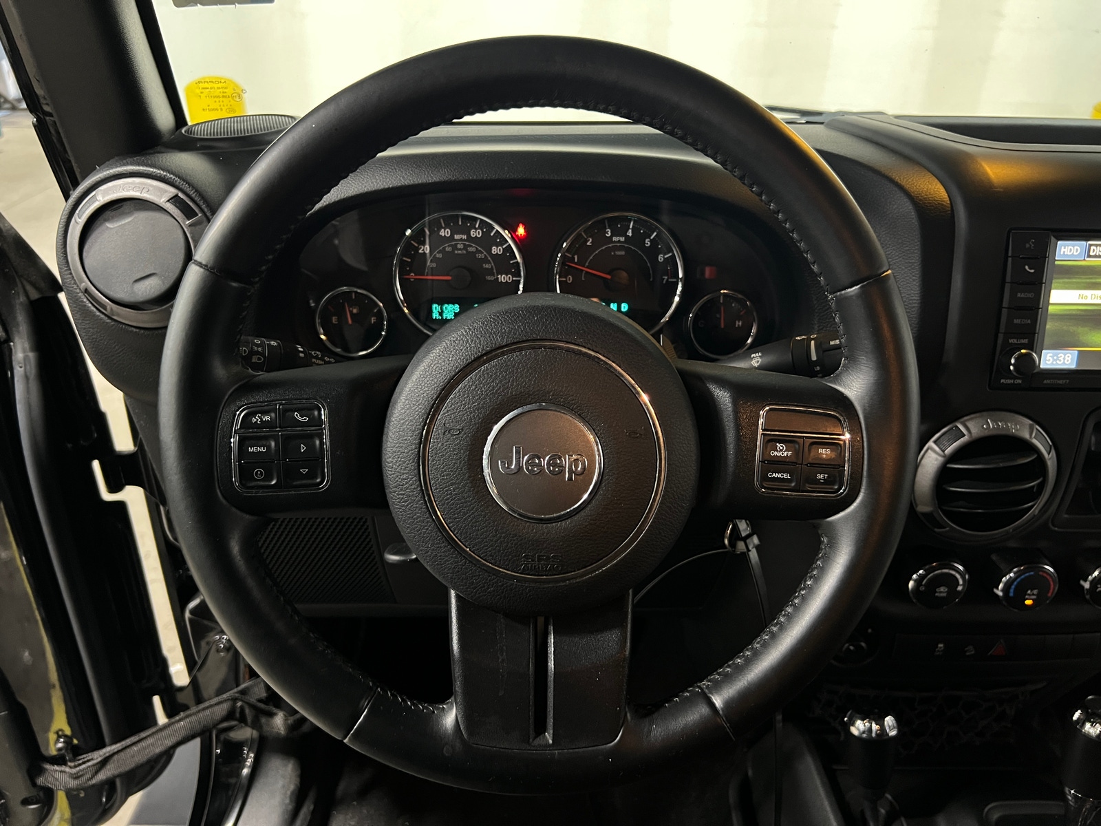 Thumbnail: 2017 Jeep Wrangler - 5
