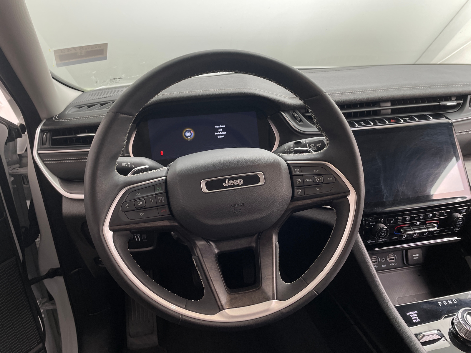 Thumbnail: 2023 Jeep Grand Cherokee L - 5