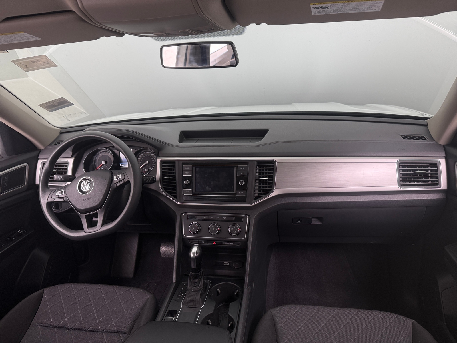 Thumbnail: 2018 Volkswagen Atlas - 3