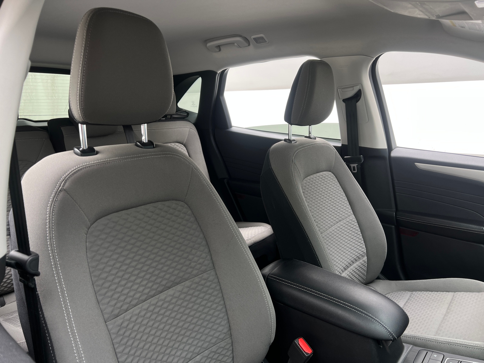 Thumbnail: 2022 Ford Escape - 2