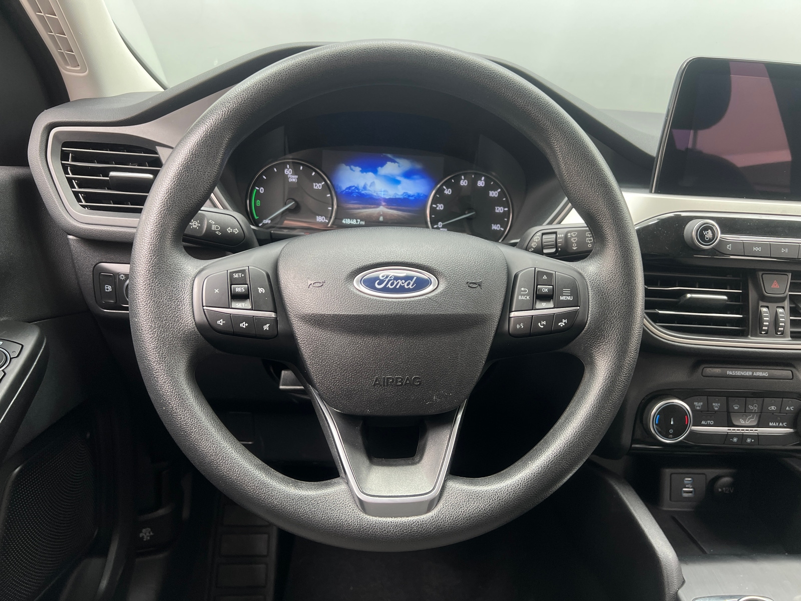 Thumbnail: 2022 Ford Escape - 5
