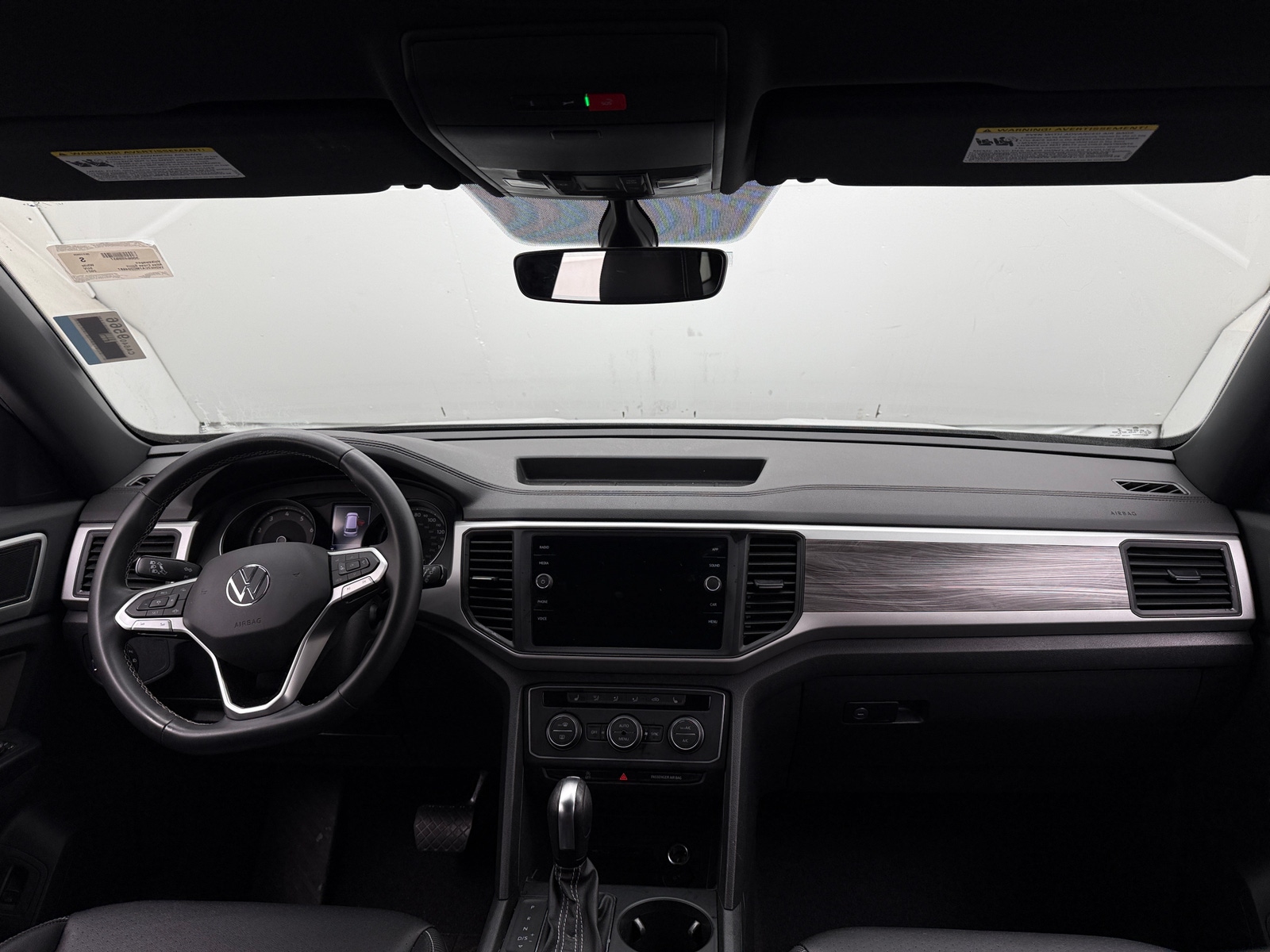 Thumbnail: 2021 Volkswagen Atlas - 3