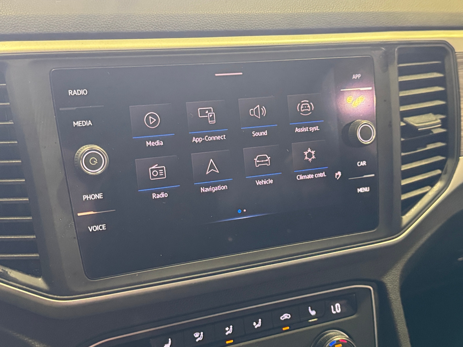 Thumbnail: 2021 Volkswagen Atlas - 4