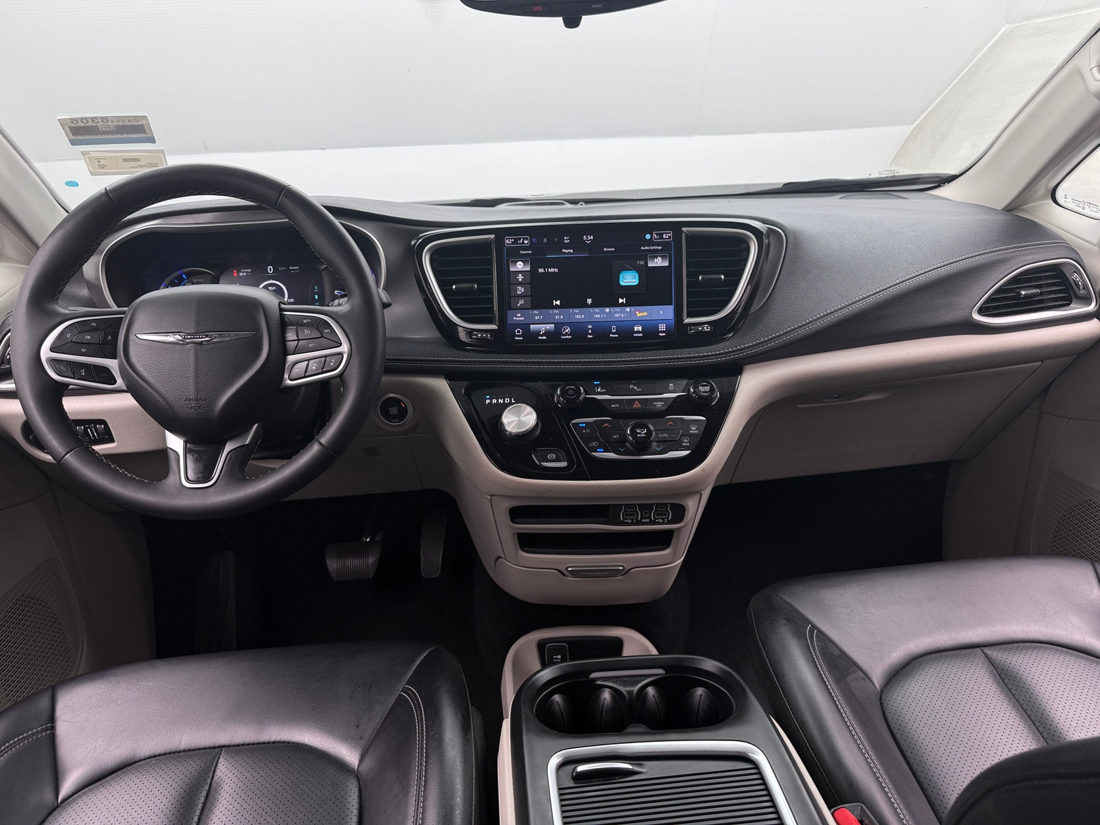 Thumbnail: 2024 Chrysler Pacifica - 2
