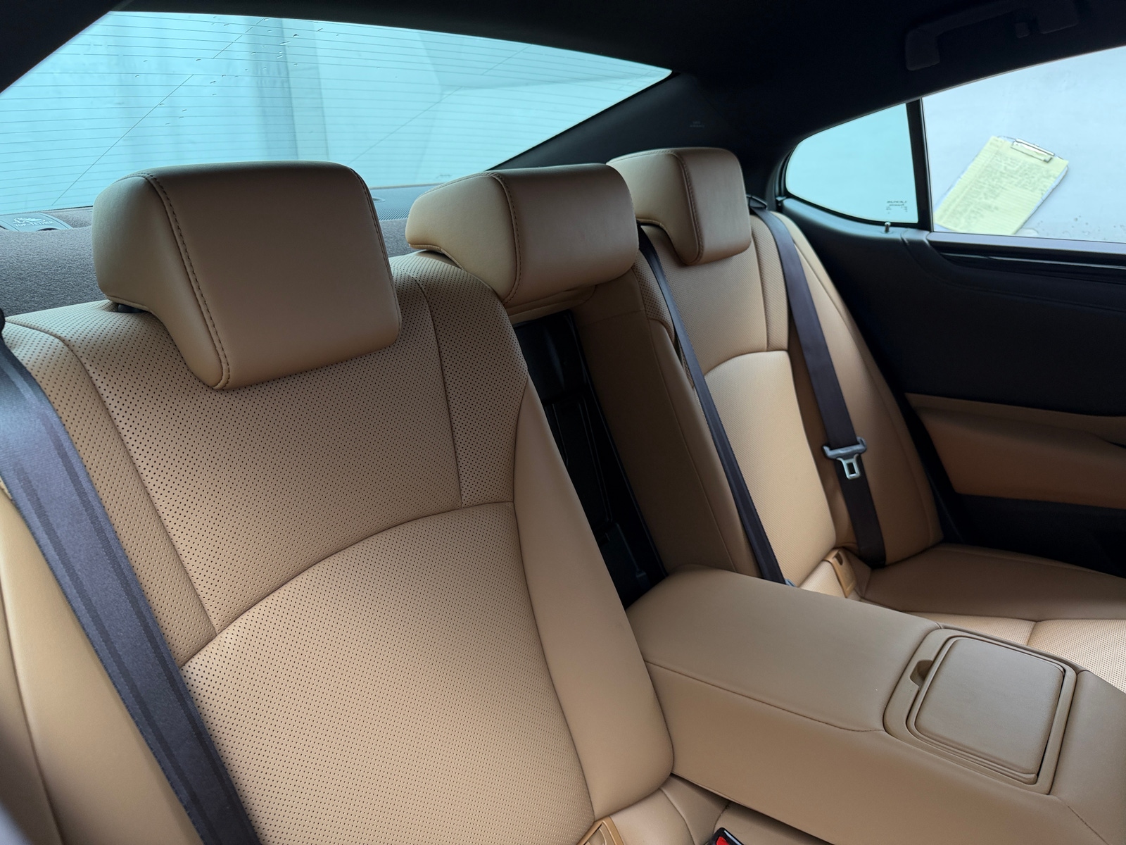 Thumbnail: 2019 Lexus ES - 6