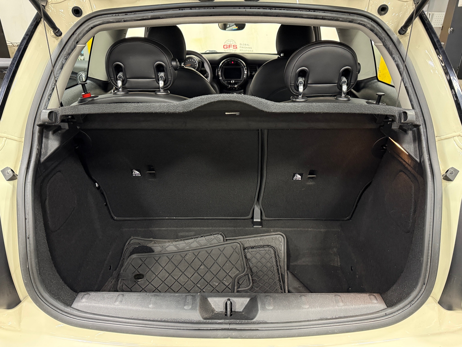 Thumbnail: 2019 MINI Cooper Hardtop - 6
