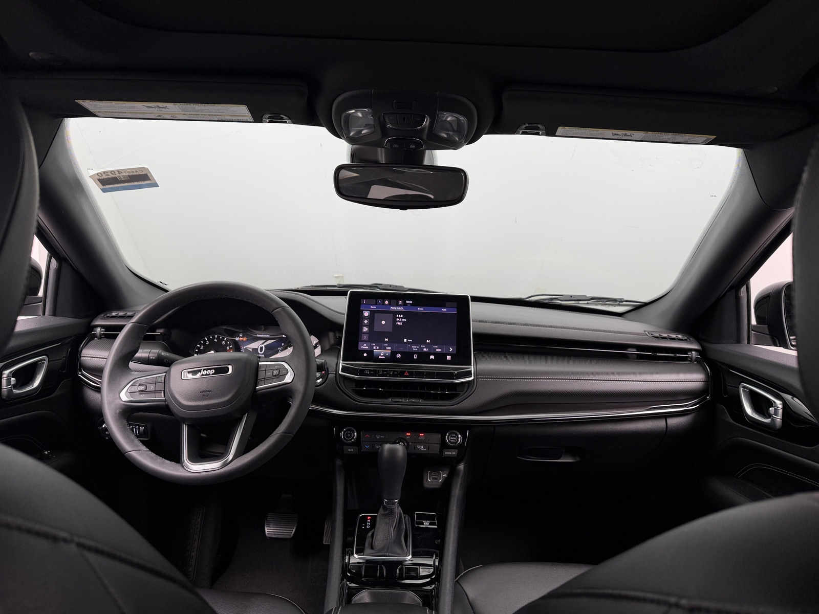 Thumbnail: 2022 Jeep Compass - 3