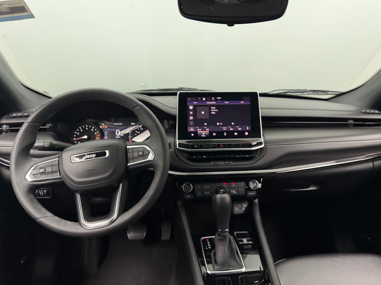Thumbnail: 2022 Jeep Compass - 5