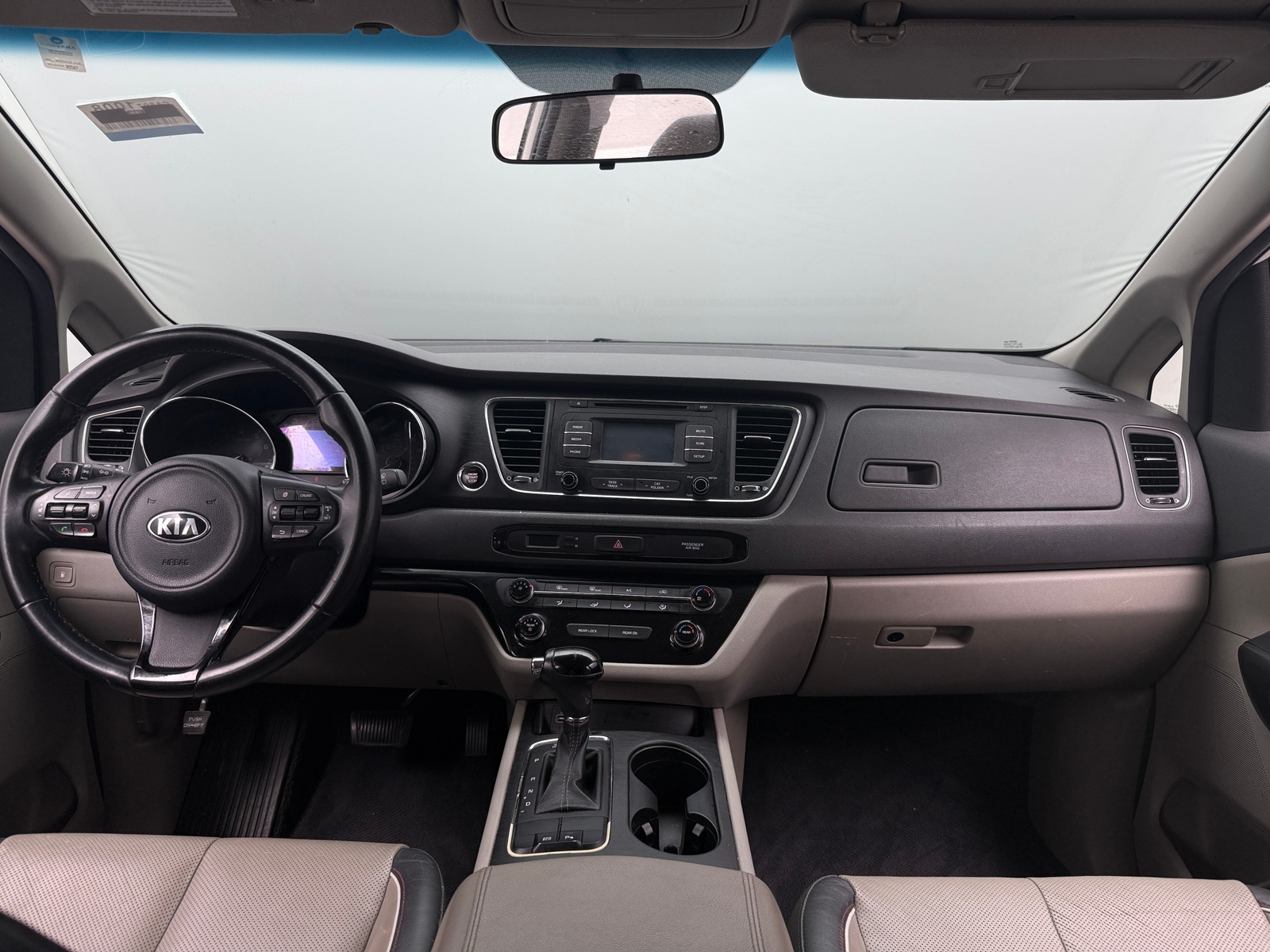 Thumbnail: 2016 Kia Sedona - 2