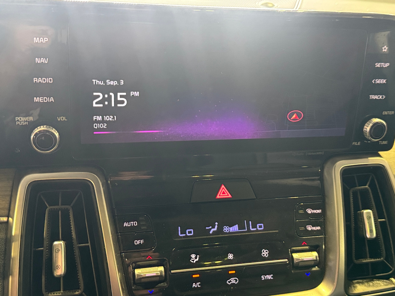 Thumbnail: 2023 Kia Sorento - 3