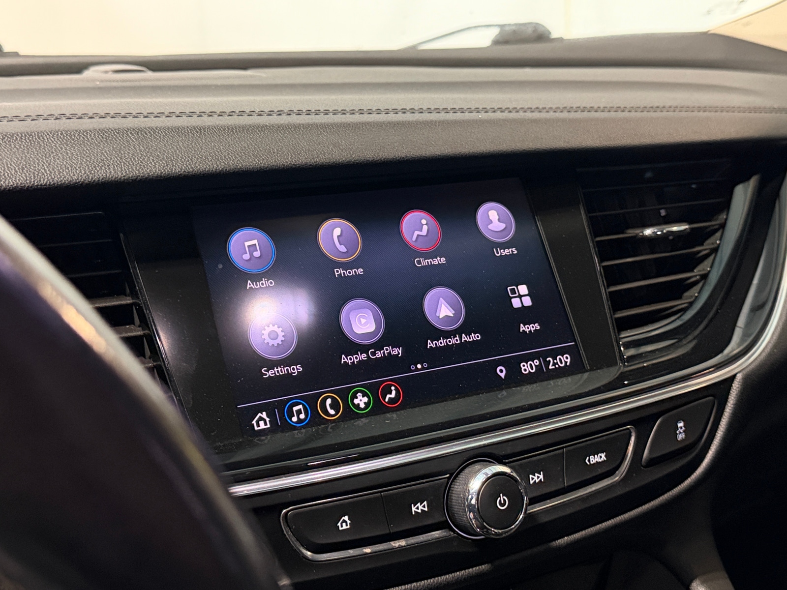 Thumbnail: 2018 Buick Regal - 3