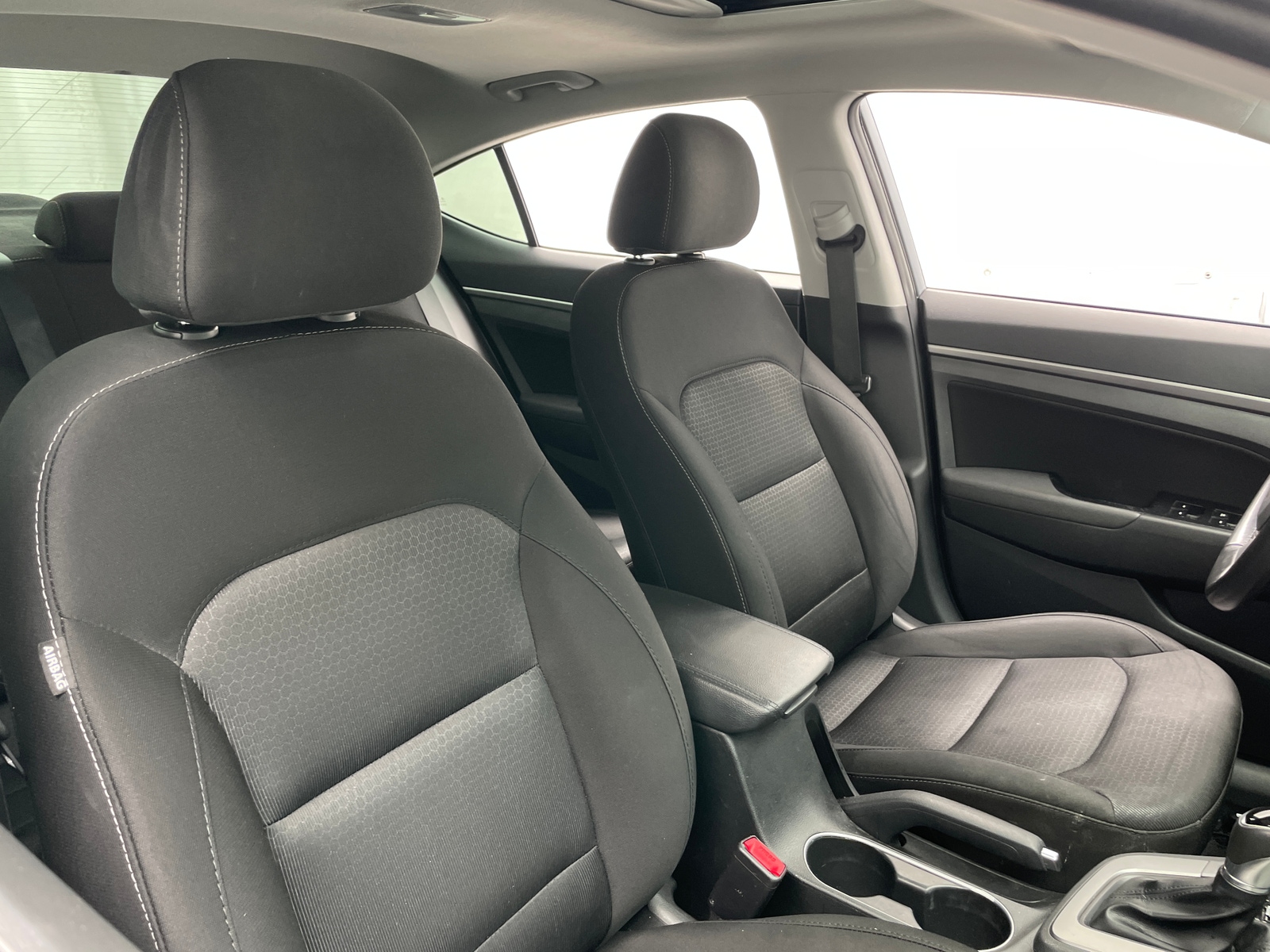 Thumbnail: 2017 Hyundai Elantra - 2