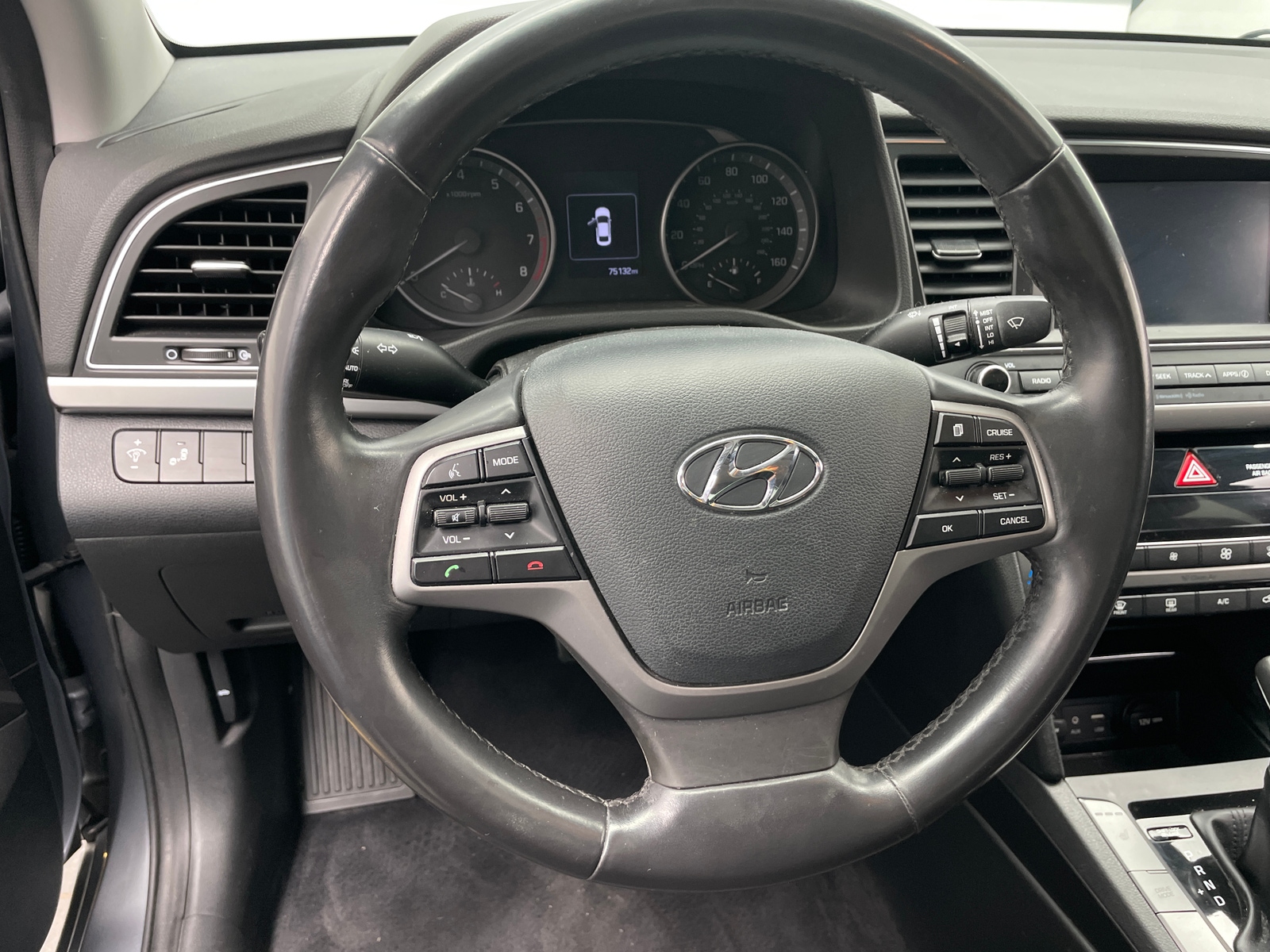 Thumbnail: 2017 Hyundai Elantra - 5