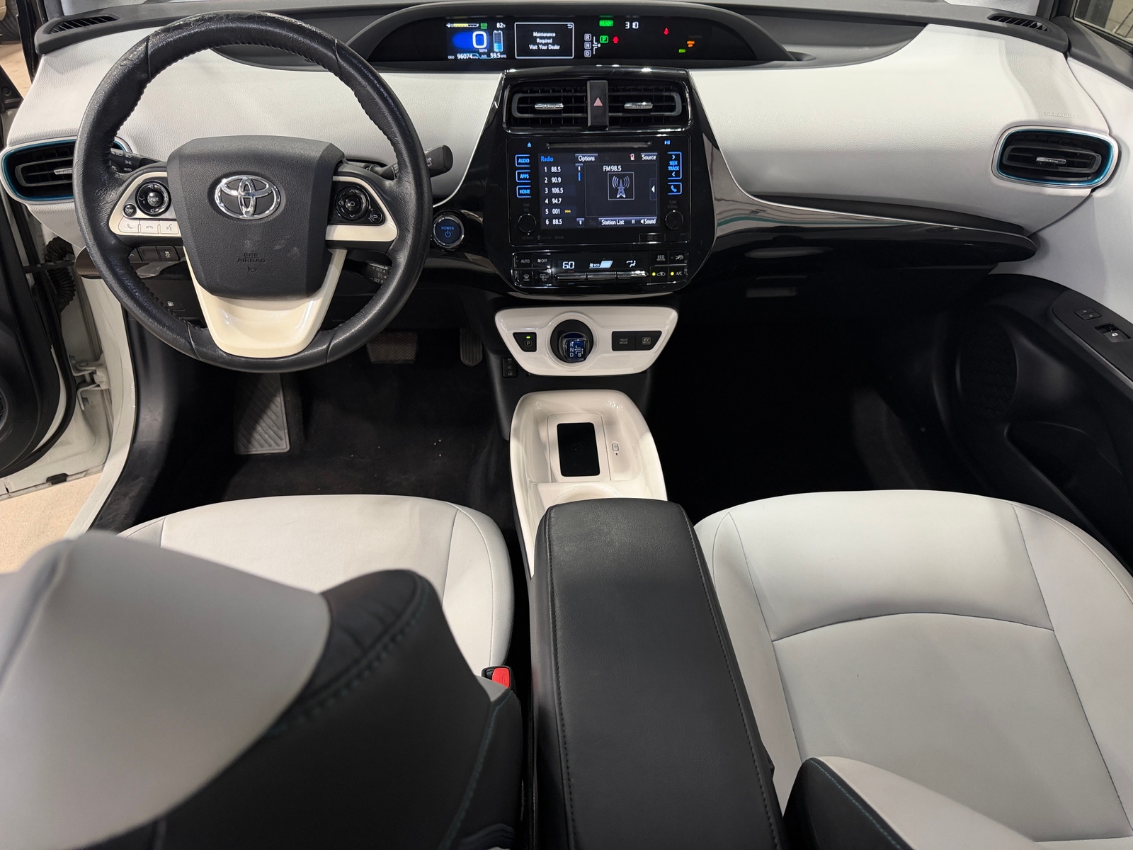 Thumbnail: 2016 Toyota Prius - 2