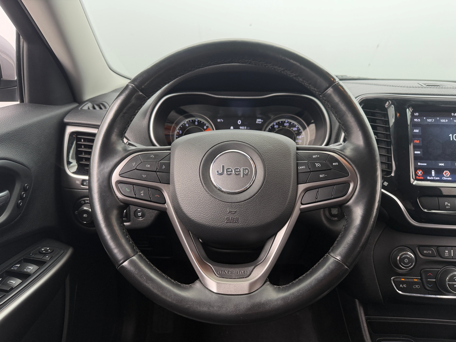 Thumbnail: 2020 Jeep Cherokee - 4
