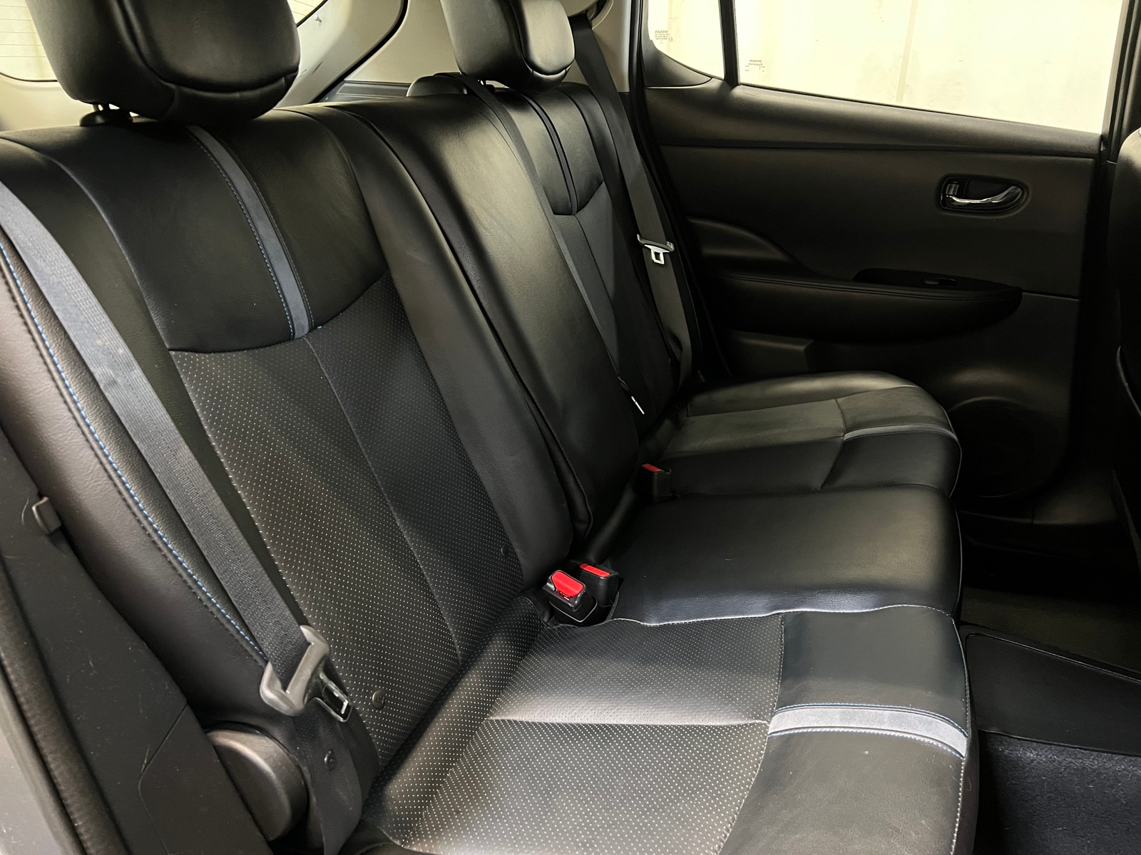 Thumbnail: 2018 Nissan Leaf - 5