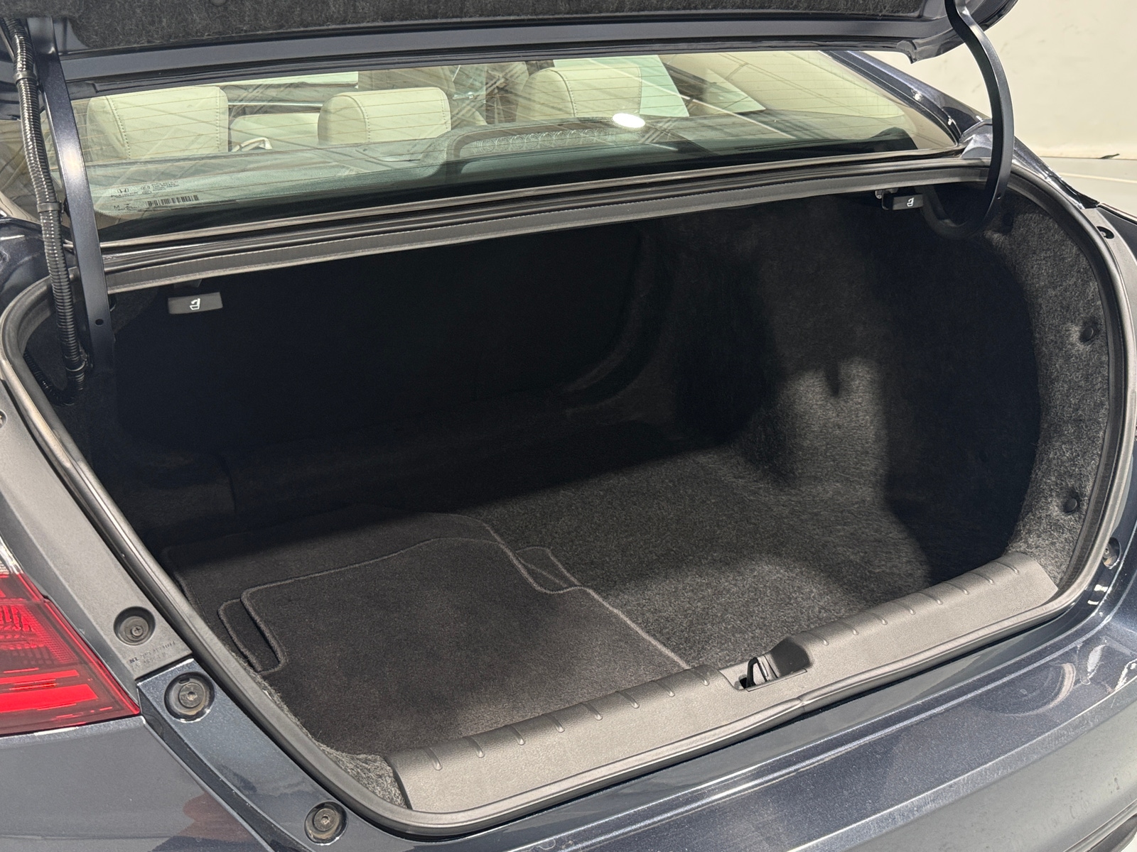 Thumbnail: 2019 Honda Insight - 6