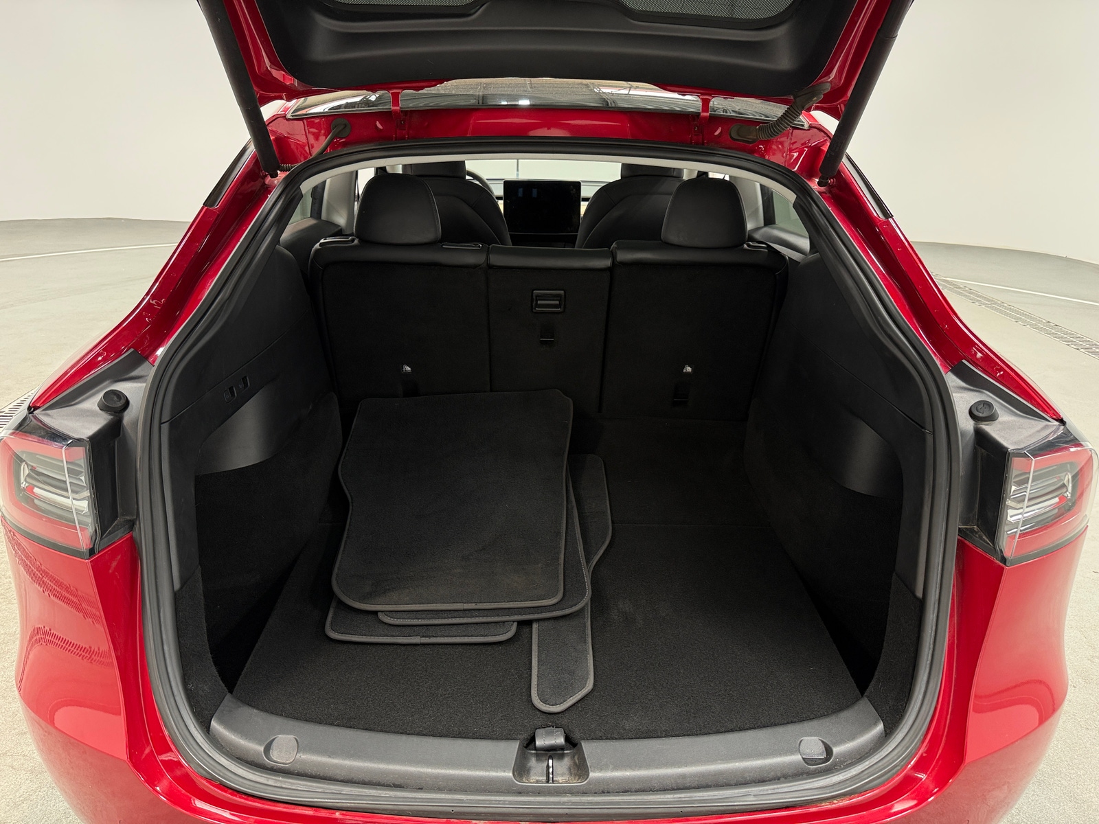 Thumbnail: 2021 Tesla Model Y - 6