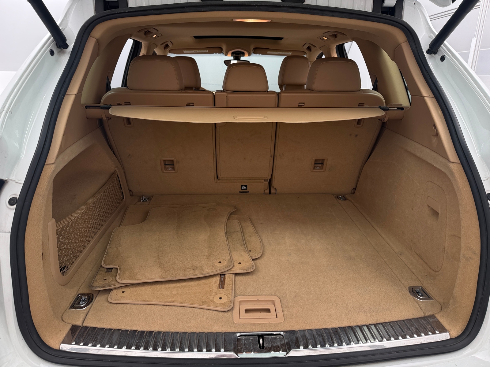 Thumbnail: 2016 Porsche Cayenne - 6