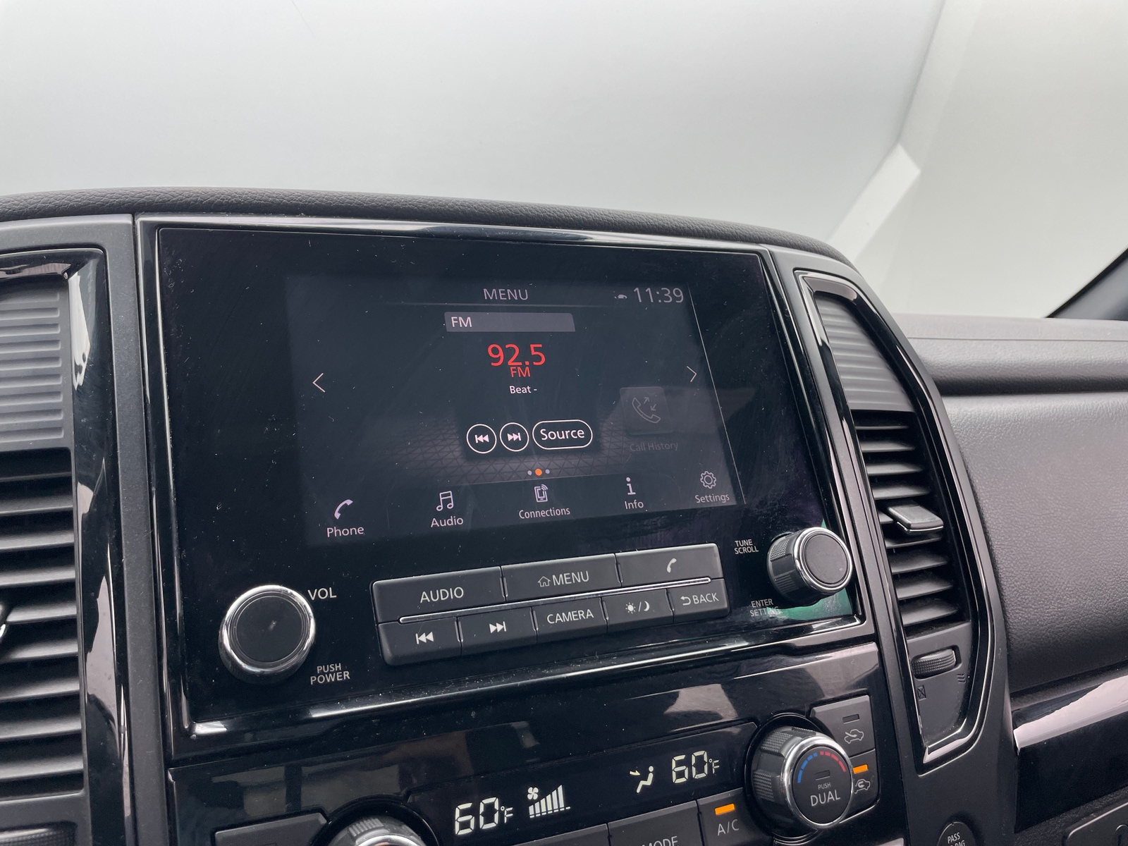Thumbnail: 2023 Nissan Titan - 4