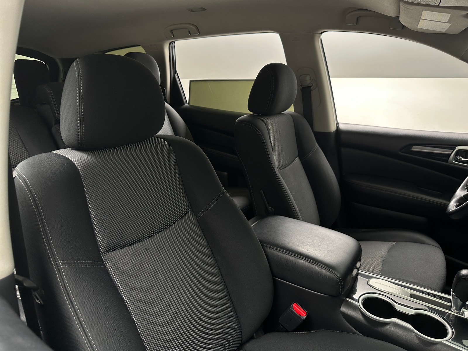 Thumbnail: 2019 Nissan Pathfinder - 2