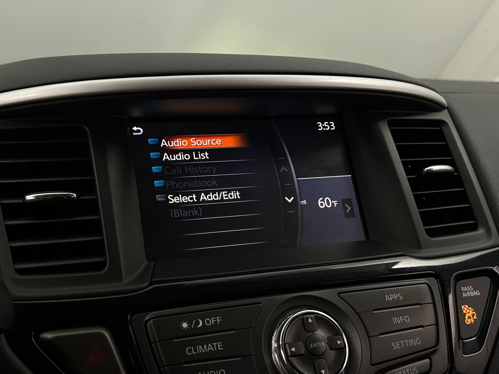 Thumbnail: 2019 Nissan Pathfinder - 4