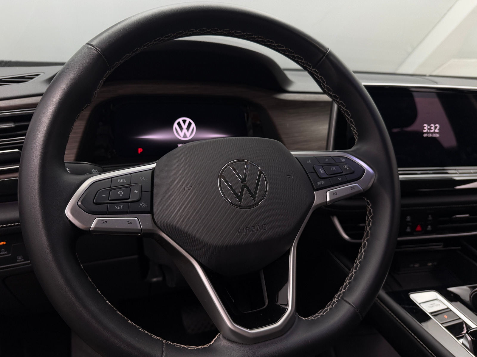 Thumbnail: 2025 Volkswagen Atlas - 4