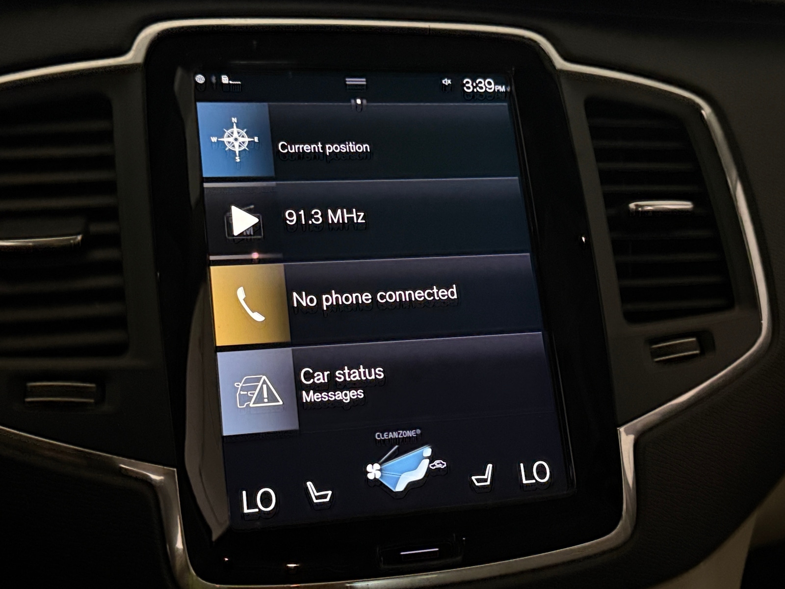 Thumbnail: 2020 Volvo XC90 - 3