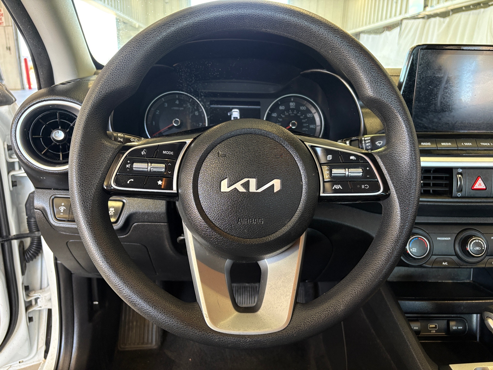 Thumbnail: 2023 Kia Forte - 5