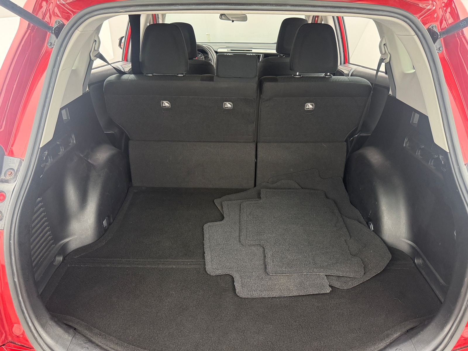 Thumbnail: 2016 Toyota RAV4 - 7