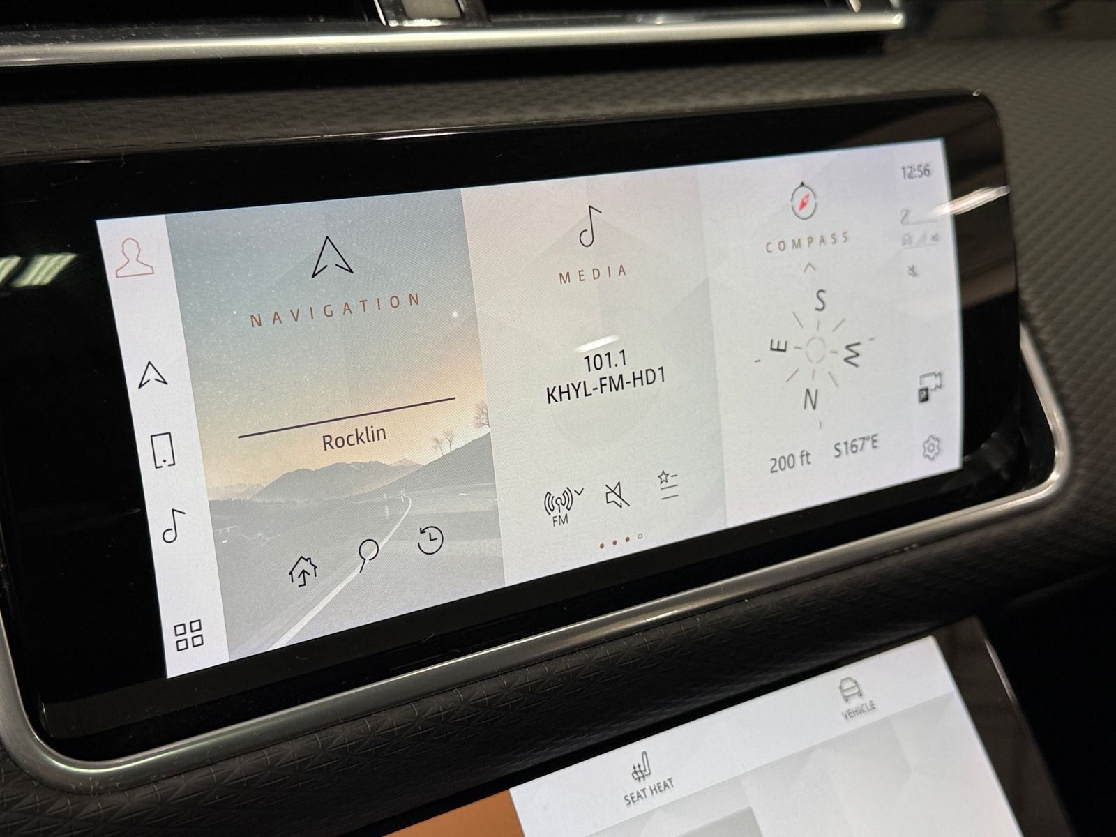 Thumbnail: 2021 Land Rover Range Rover Velar - 3
