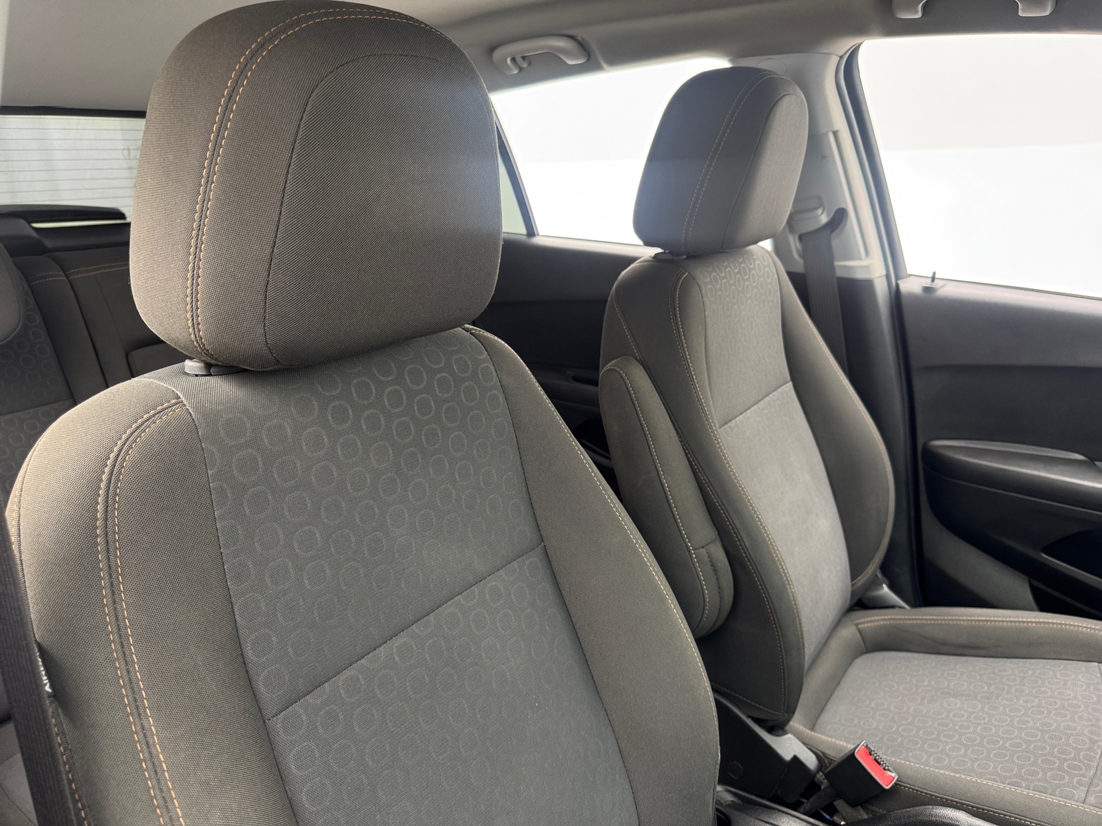 Thumbnail: 2021 Chevrolet Trax - 2