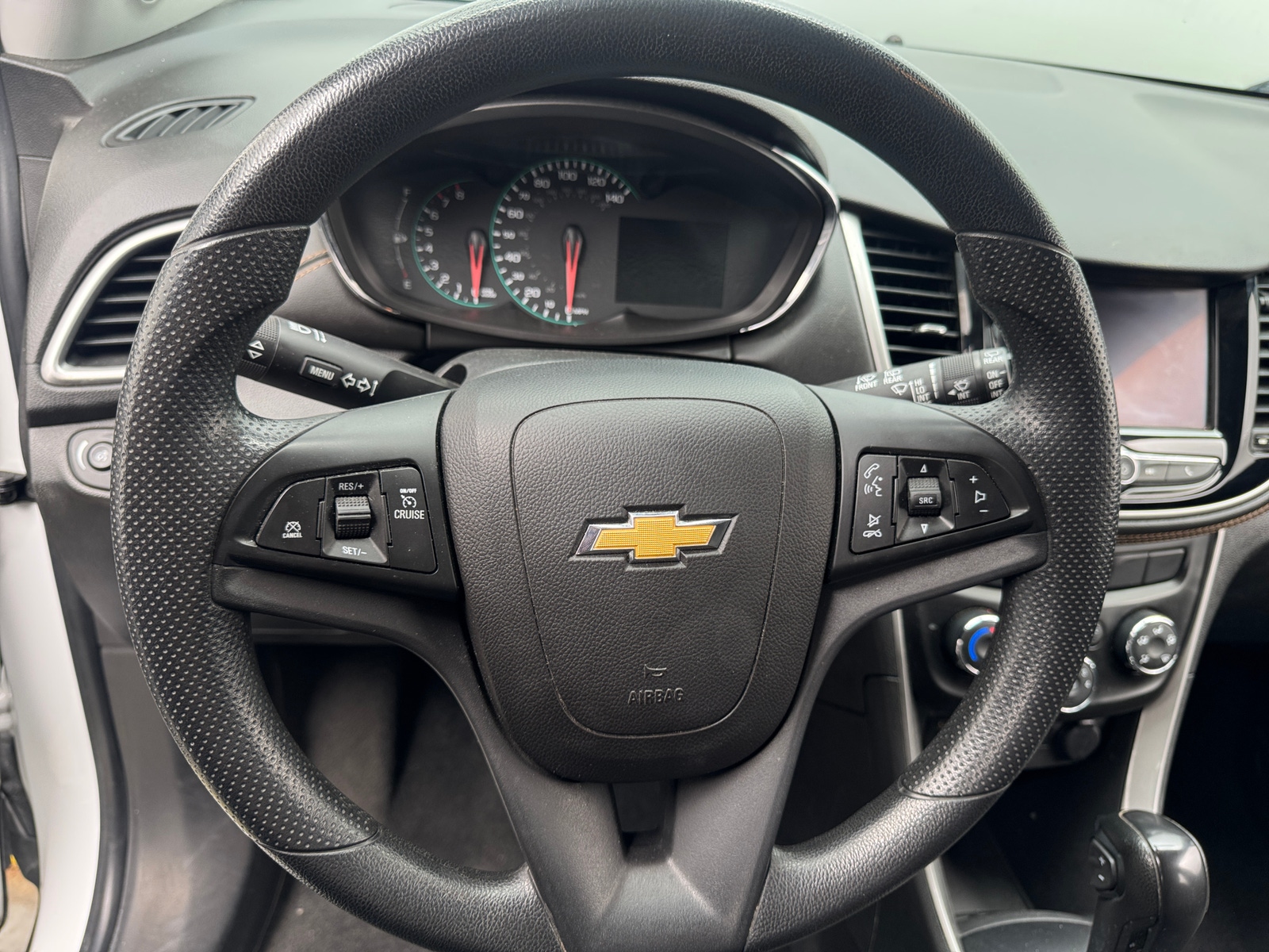 Thumbnail: 2021 Chevrolet Trax - 5