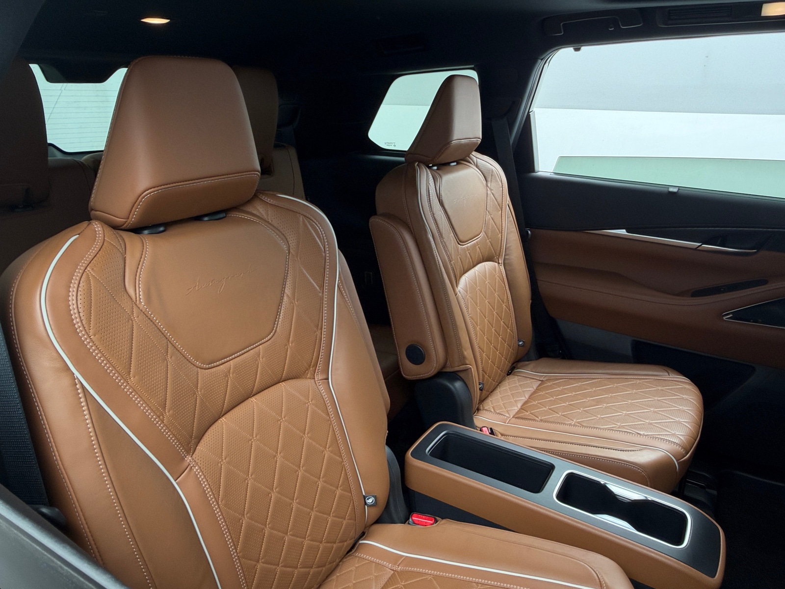 Thumbnail: 2025 INFINITI QX60 - 5